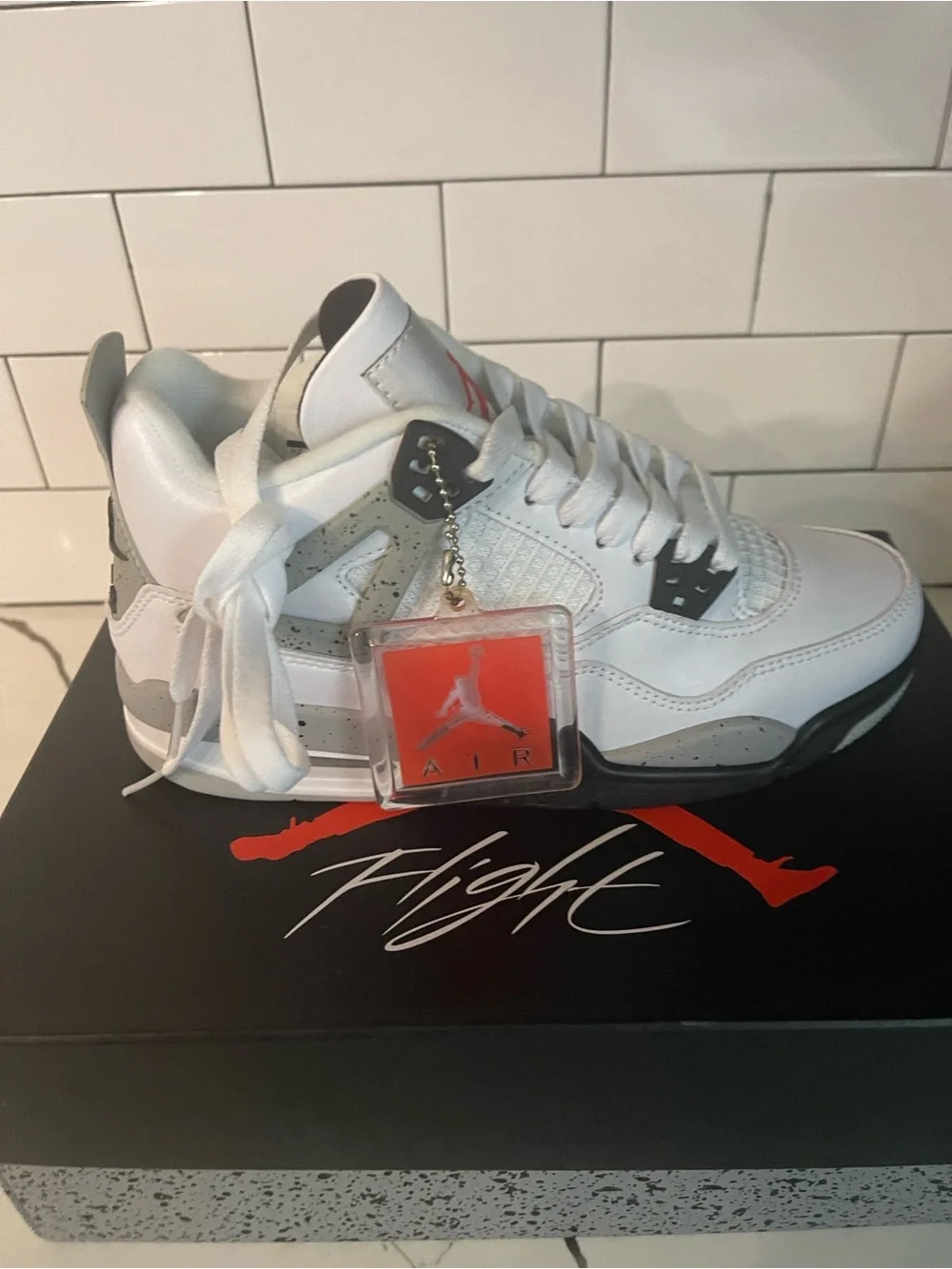 Men’s Retro 4 White Cement Size 6.